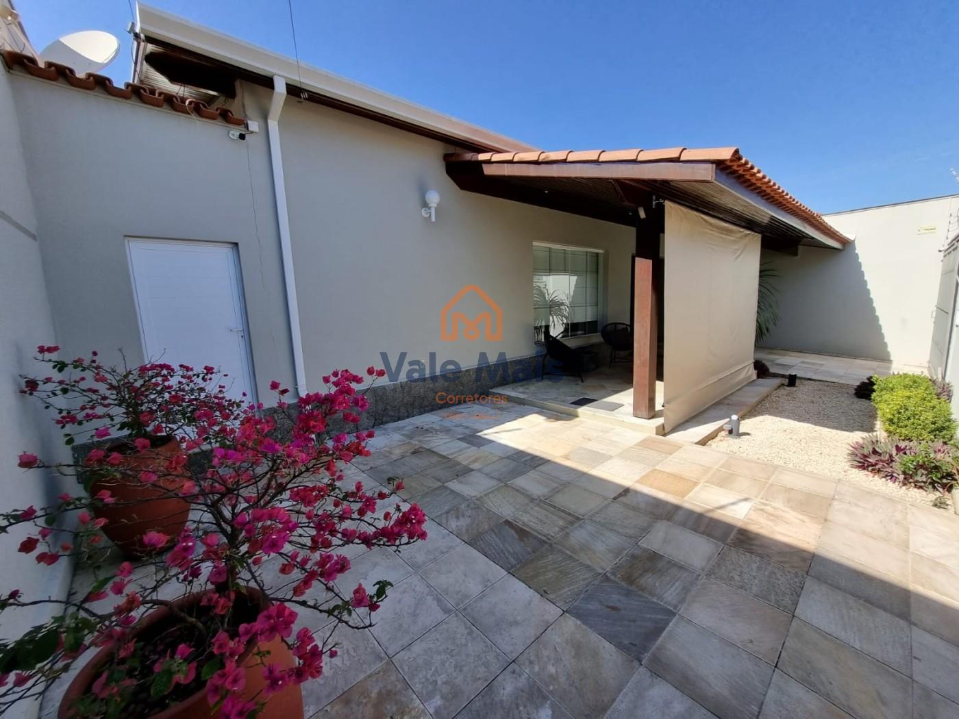 Casa, 3 quartos, 197 m² - Foto 2